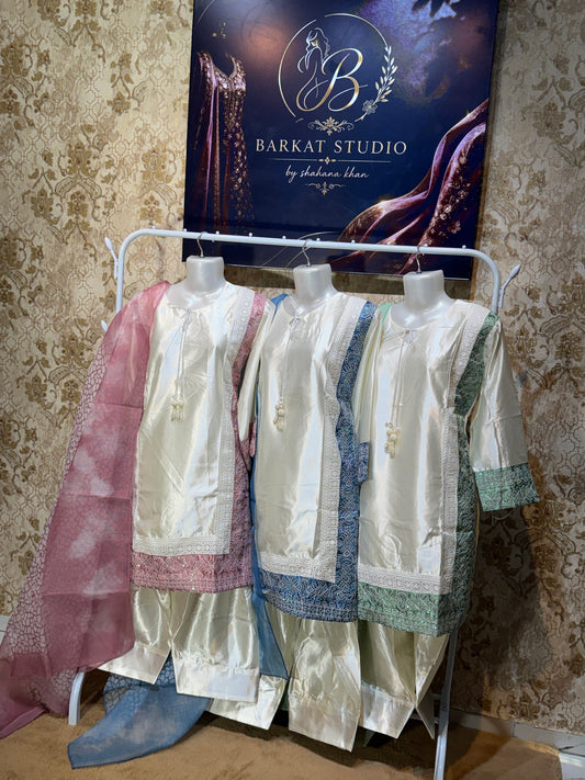 Elegant Cream Kurta Set with Contrast Dupatta- Farshi Dress