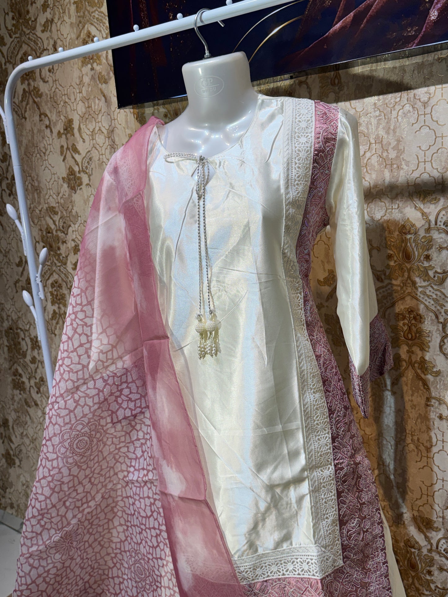 Elegant Cream Kurta Set with Contrast Dupatta- Farshi Dress